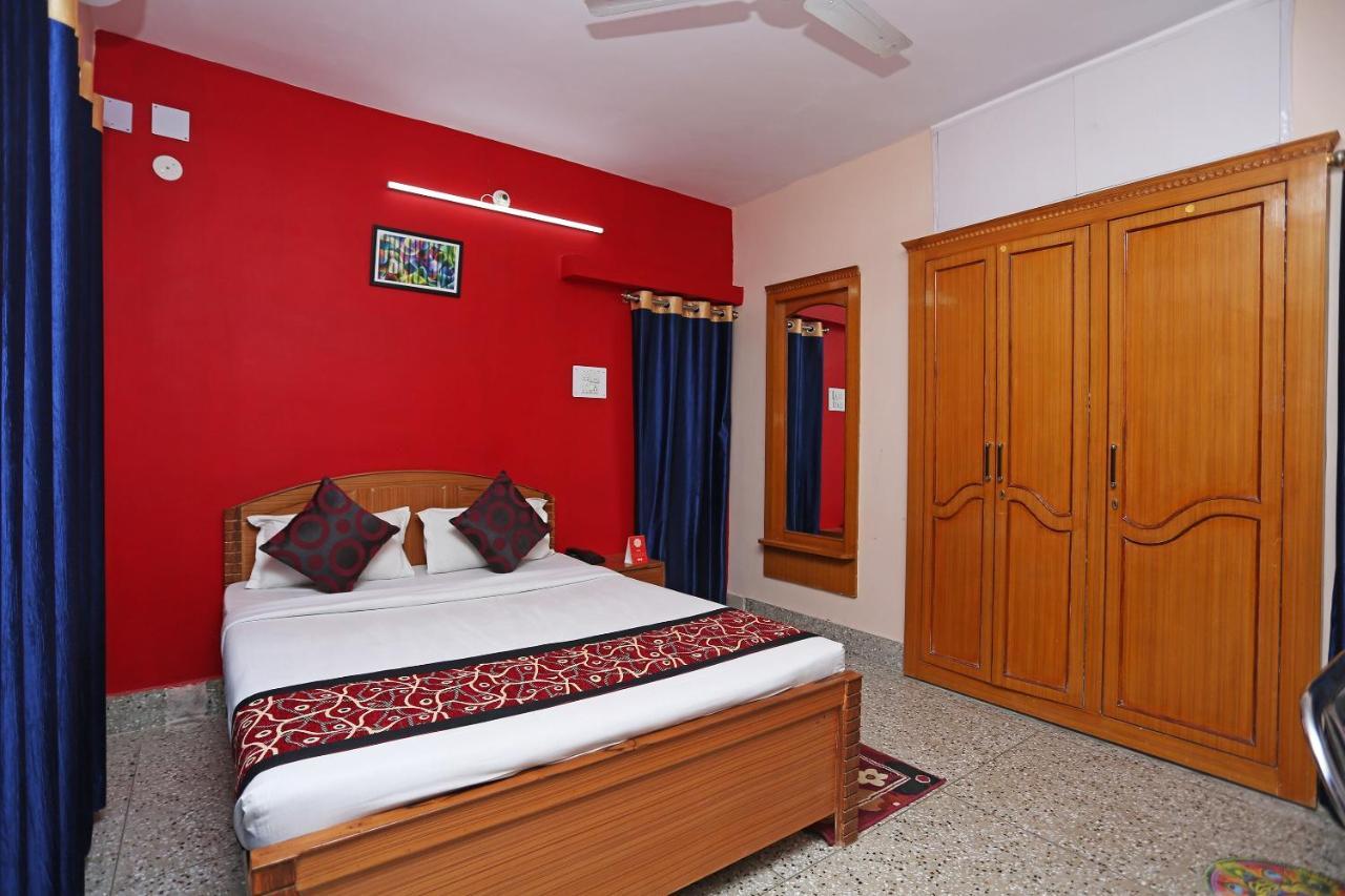 Oyo 10994 Hotel Luxury Inn Patna  Kültér fotó