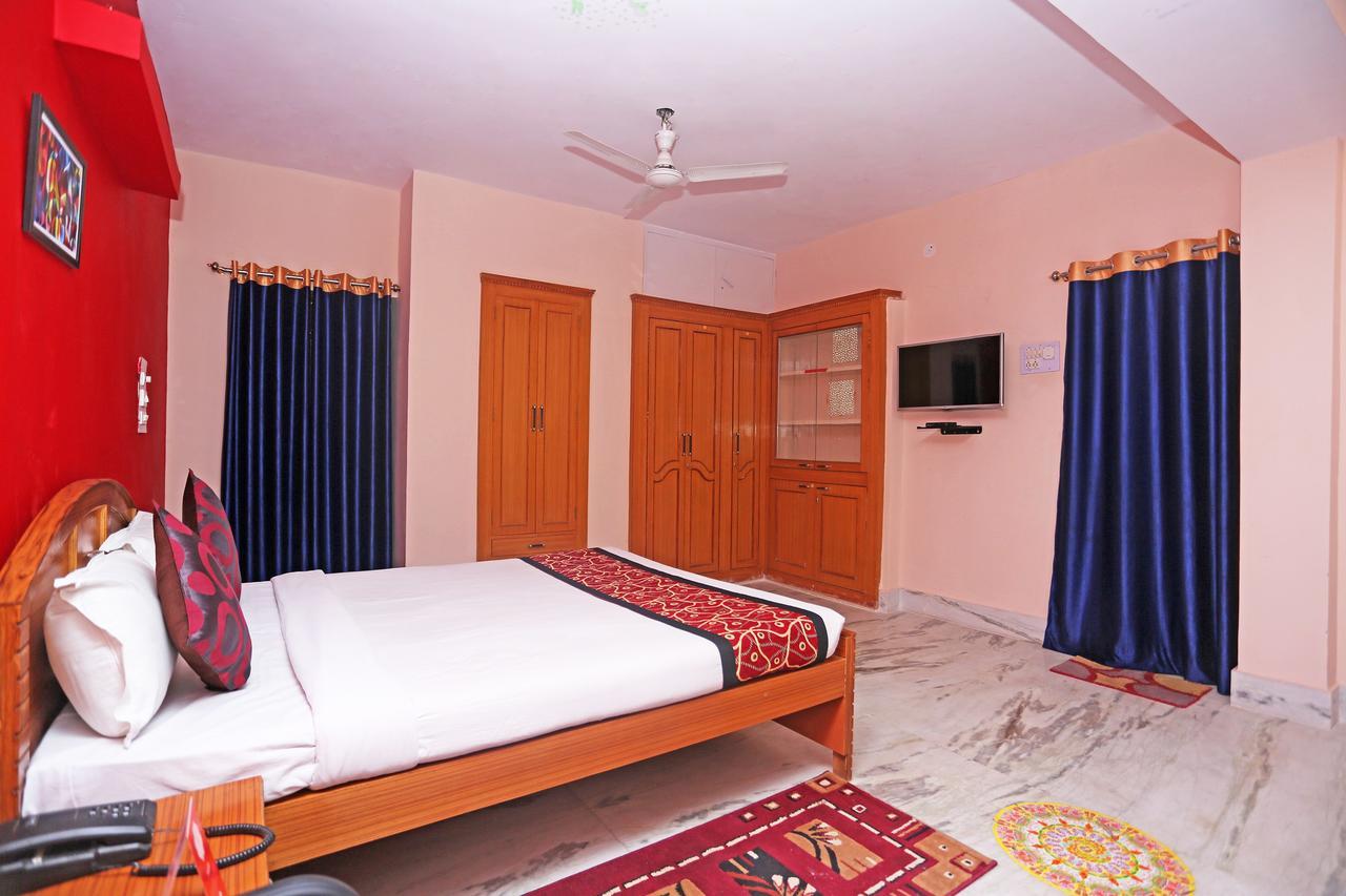 Oyo 10994 Hotel Luxury Inn Patna  Kültér fotó