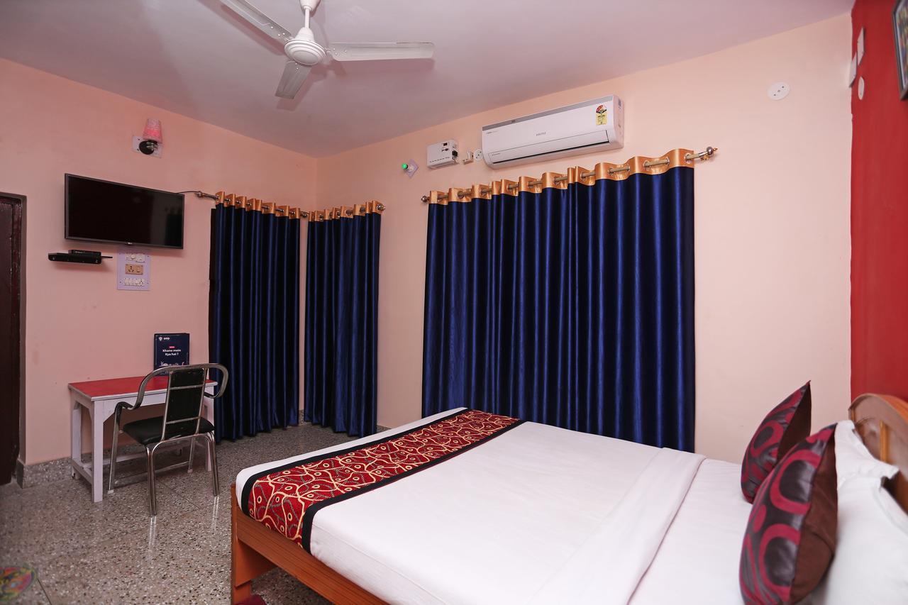 Oyo 10994 Hotel Luxury Inn Patna  Kültér fotó