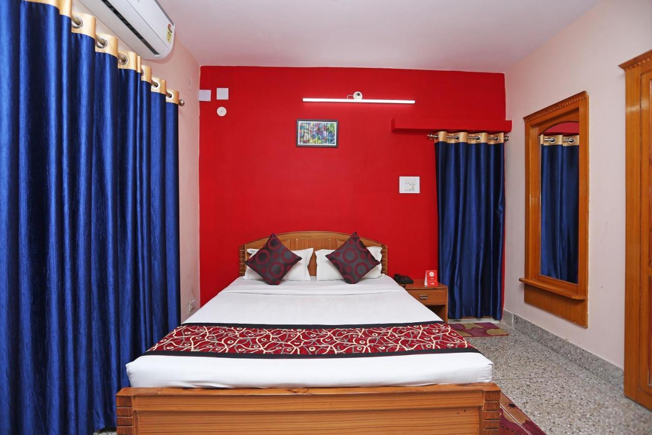 Oyo 10994 Hotel Luxury Inn Patna  Kültér fotó