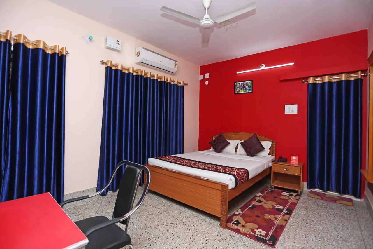 Oyo 10994 Hotel Luxury Inn Patna  Kültér fotó